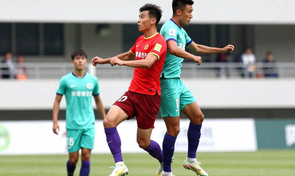 Việt Nam vô địch ASEAN Championship 2026: Đêm Rajamangala, cú ngã của người hùng và những tiếng vọng còn lại Việt Nam vô địch ASEAN Championship 2026: Đêm Rajamangala, cú ngã của người hùng và những tiếng vọng còn lại