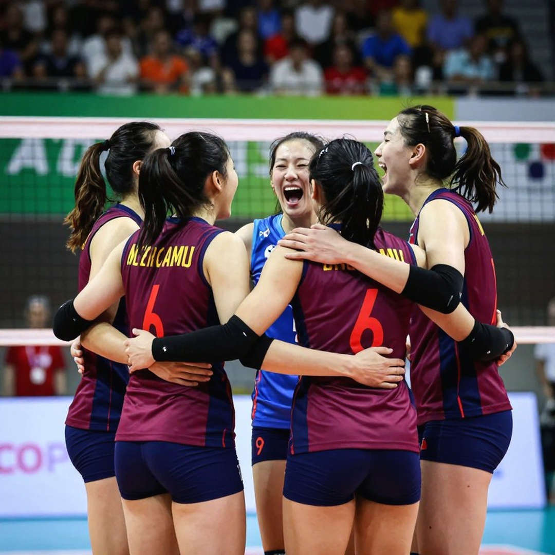 Thổ Nhĩ Kỳ đè bẹp Serbia 3-0: 6 ace, 10 block, tấm vé Olympic 2028 trong tay