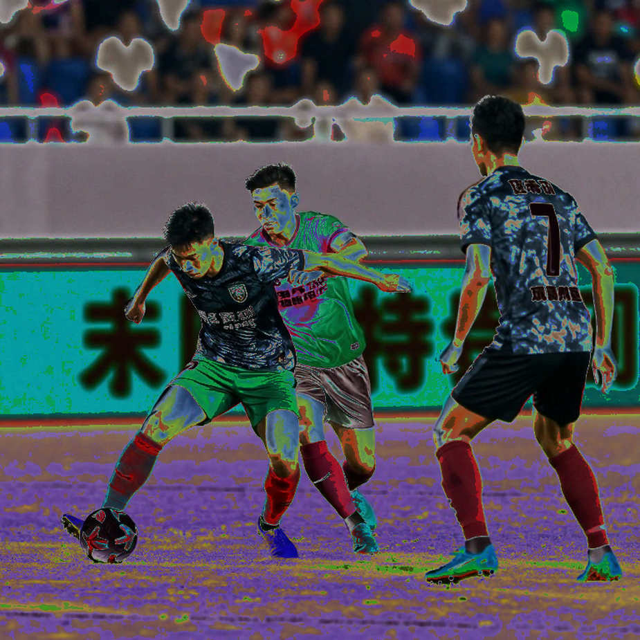 An Education Story Labeled as Football: Misclassification and the Price of Trust in Transfer News An Education Story Labeled as Football: Misclassification and the Price of Trust in Transfer News
