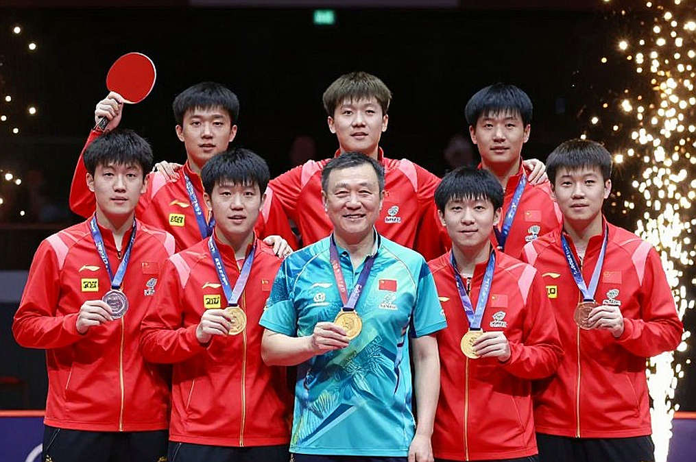 Worthing TTC launches 1 Star event: English youth table tennis patches the hole beneath the pyramid base Worthing TTC launches 1 Star event: English youth table tennis patches the hole beneath the pyramid base
