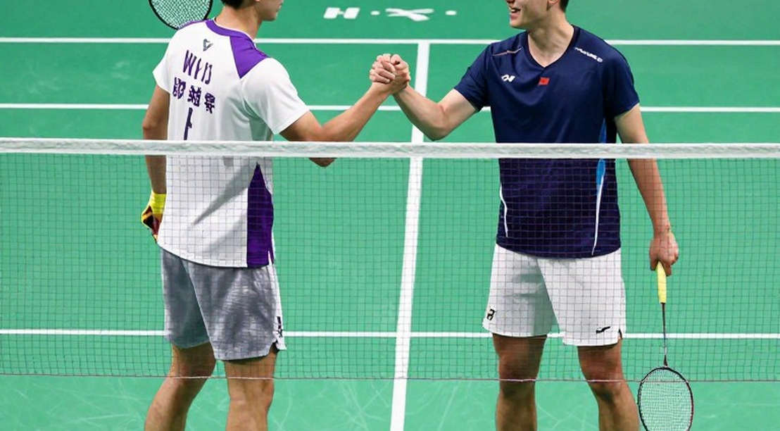 Alwi Farhan Trains With Kento Momota in Tokyo: What Is Genuinely Valuable Before the 2026 Asian Games Alwi Farhan Trains With Kento Momota in Tokyo: What Is Genuinely Valuable Before the 2026 Asian Games