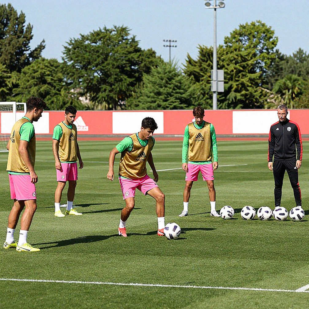 Dữ liệu rỗng giữa chợ chuyển nhượng: Vì sao V.League cần một chuẩn kiểm chứng tam trùng Dữ liệu rỗng giữa chợ chuyển nhượng: Vì sao V.League cần một chuẩn kiểm chứng tam trùng