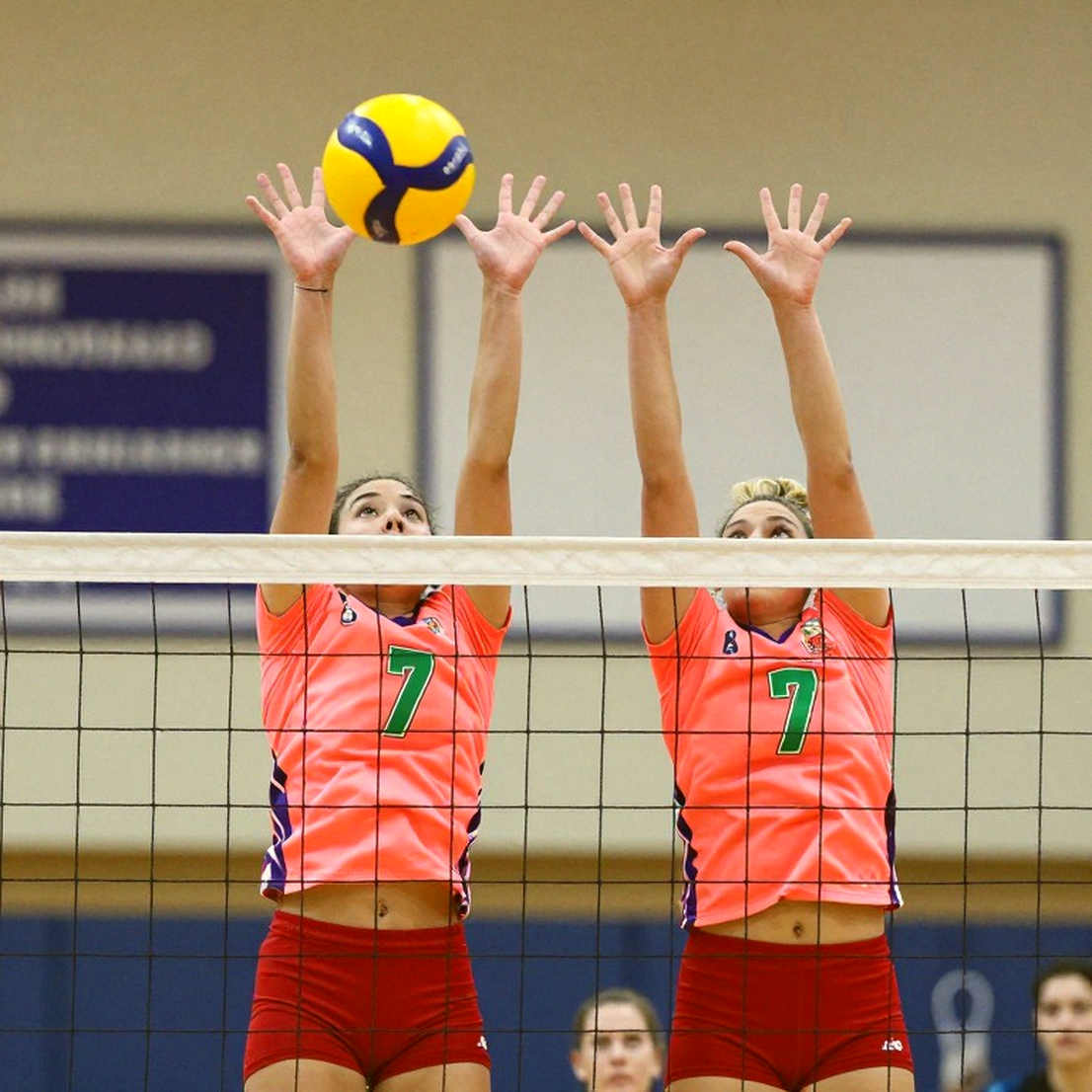 USA vô địch NORCECA lần thứ 11: Canada thua trên tiebreak nhưng hòa điểm tuyệt đối