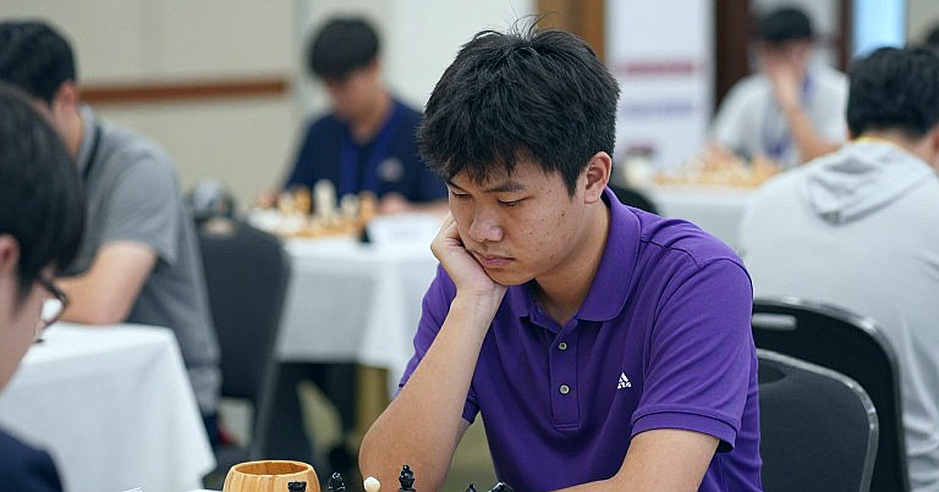 ChessBase Magazine số 225: "Học chiến lược từ Bent Larsen" và bài học về thị trường nội dung huấn luyện cờ vua