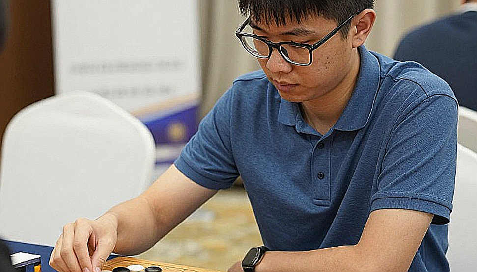Chín chiều phân tích esports: kỷ luật của người viết khi bảng số trống